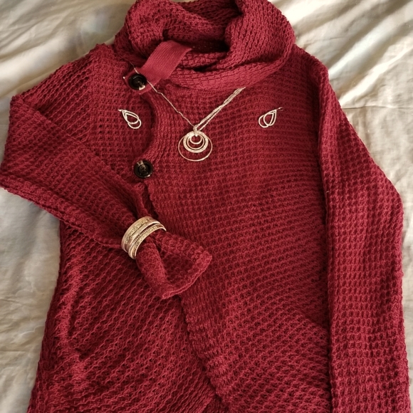 no tags Tops - Beautiful Burgundy Red Long sleeve top, Large